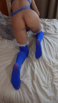 Anal with Stepdaughter on Christmas Morning. I Ask Her Not to Scream, Eh