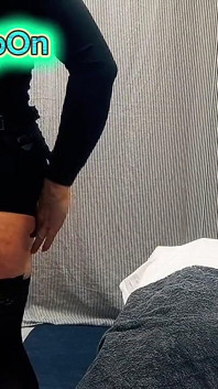Desejos do norte: conheça o dildo de 28cm no nosso quarto.