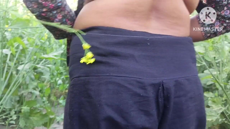 Savita5343: Del - 2. Utomhus Dewar Bhabhi sex i doggy style