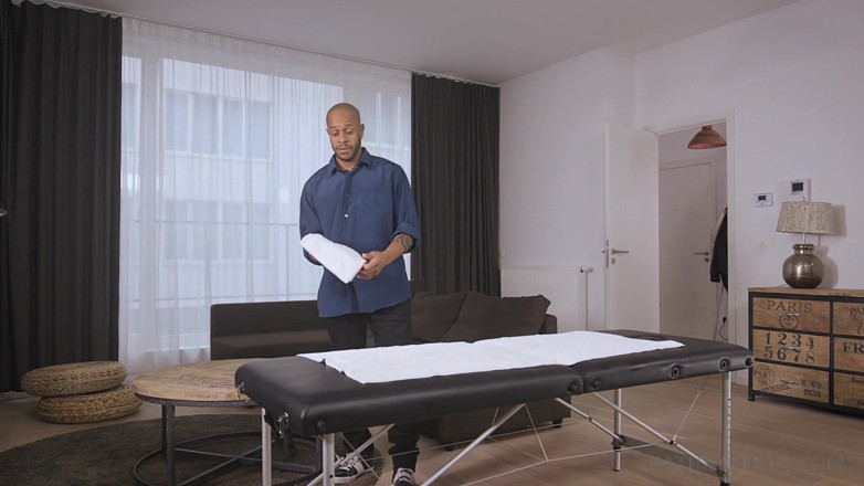 Nathansluts: Hartes anal-hämmern für sandra Luberc während ihrer massage