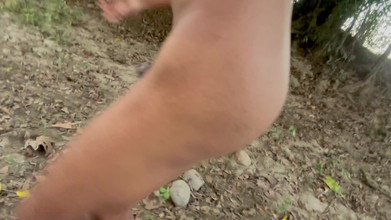 LonlyBoy: Chico indio masturbándose y vagando desnudo en público