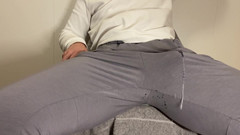 Lucas Nathan King: Ejaculare uriașă cu mâini libere în pantaloni