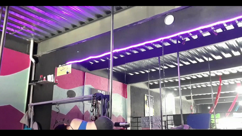 Candy Camille: Pole Dance