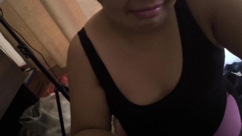 Moo DBOXXX: 再次与单身继母沉迷于性爱，她每周来一剂牛奶