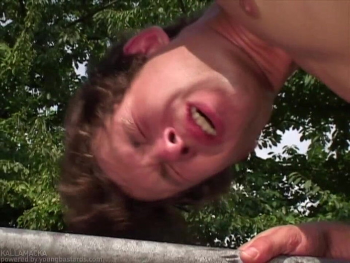 Young Bastards: Craftman´s gay fuck session