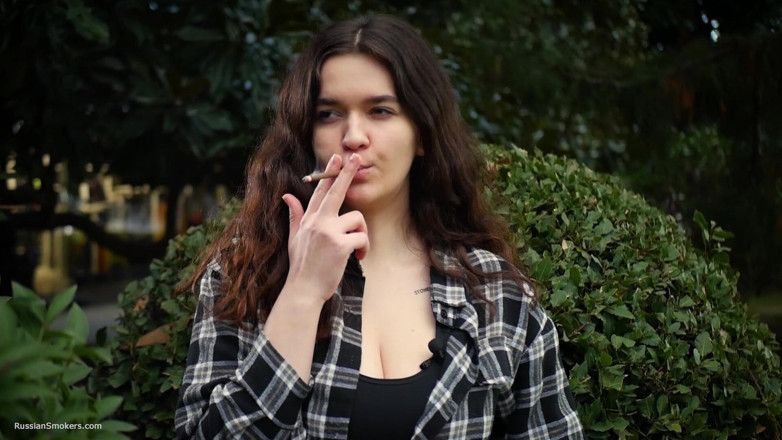 Russian Smokers: Sweet and Busty Russian Babe Smoking Cigarette in Nature