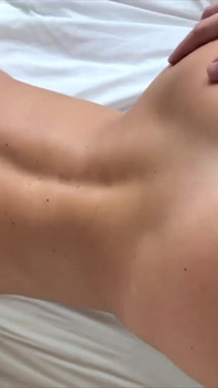 Eurosexdiary blondă europeană se fute după ce se trezește