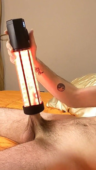 Moiame Titan Red Light Penis Pump Masturbation