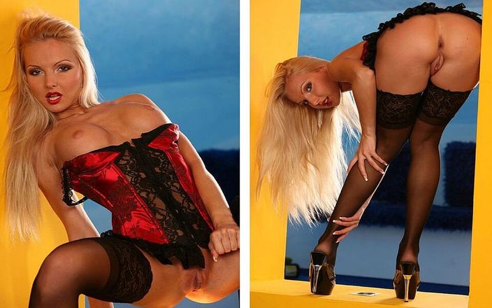 Girls masturbation: Victoria Kruz porno casting dziwka z ogoloną cipką i blond...