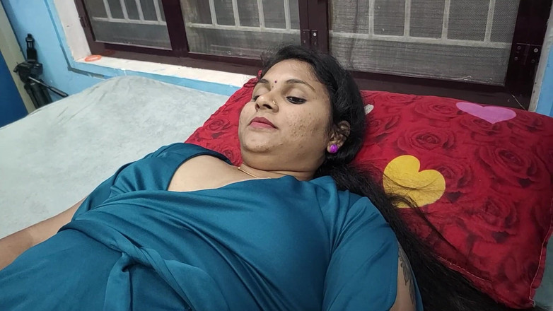 Vaigavarun Feet romance: 脚部按摩