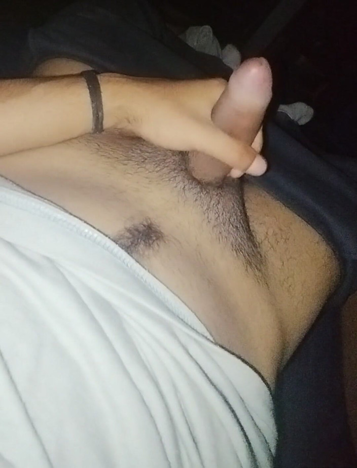 AlexAlejandro13: V noci si hraju se svým velkým penisem