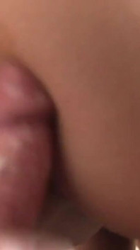 Carmen valentina gibt einen blowjob