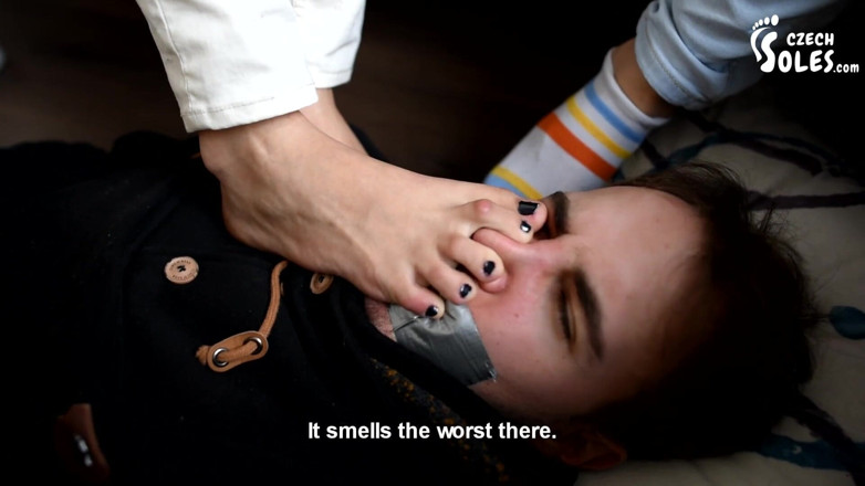 Czech Soles - foot fetish content: Pachnąca podwójna stopa
