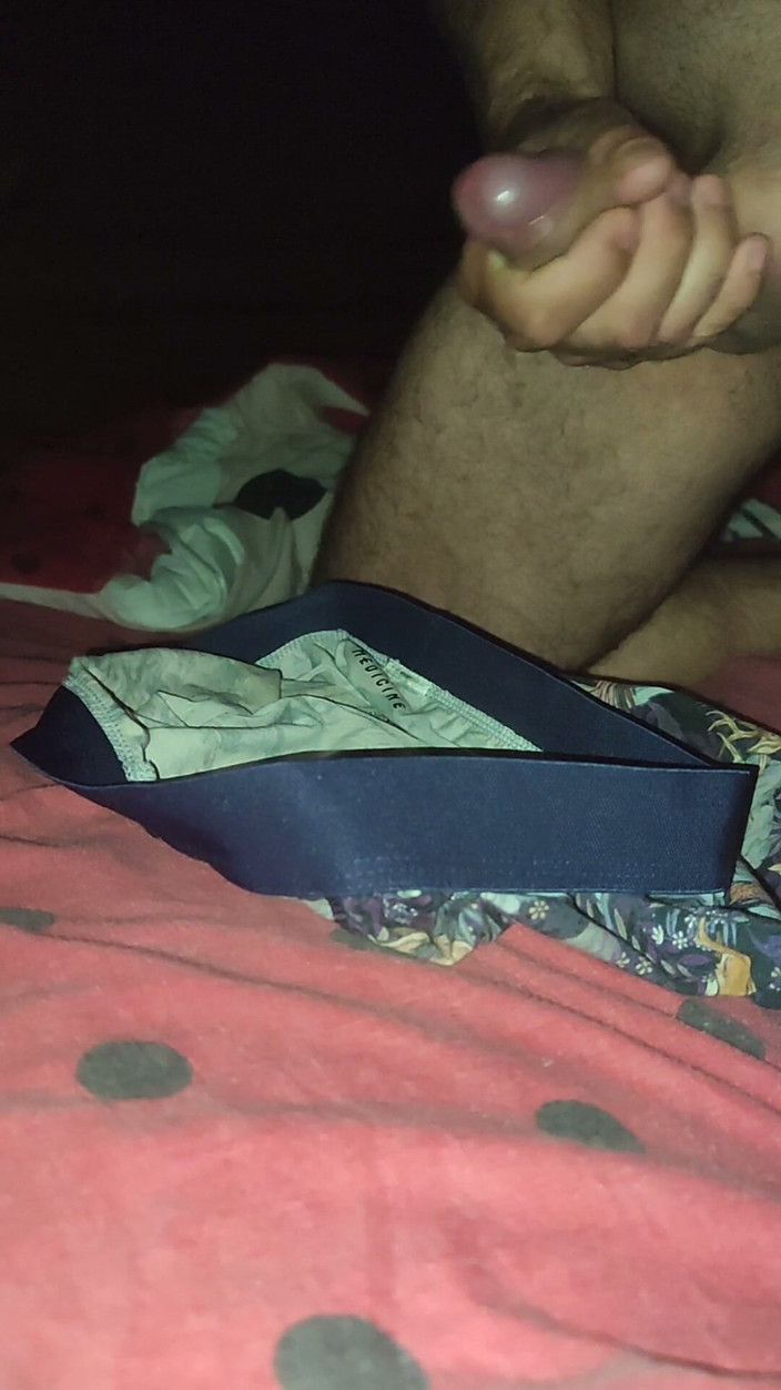 HolodnyiJar: A compilation of thick white semen from my cock.