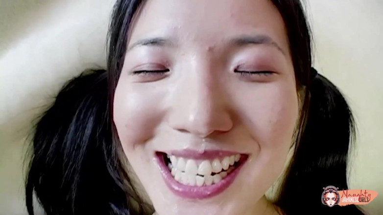 Naughty Japanese Girls: Gadis jepang ini rela ngelakuin apa aja kalau mulutnya cuma...
