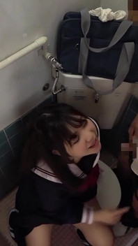 High School Girl Toilet Sex Voyeurism 4-3
