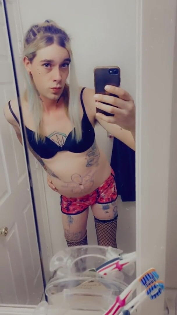 CarmenMelatonin: Gata sexy de ioga