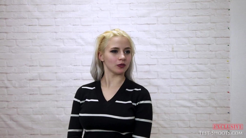 Test-Shoots: 18letá Katya poprvé pózuje nahá ve svém rozhovoru o životě