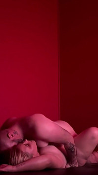 Clyde Bonie Im Pornokino Blasen Tief v Den Hals Fingern Von Hinten Misionář Stellung Více orgasmů Gemeinsamer Orgasmus