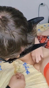 Làm tình mạnh bạo với sinh viên hứng tình tuyệt vời sau khi thử nghiệm đồ chơi trên âm hộ đói khát của cô ấy (thiếu niên, đồ lót gợi cảm)
