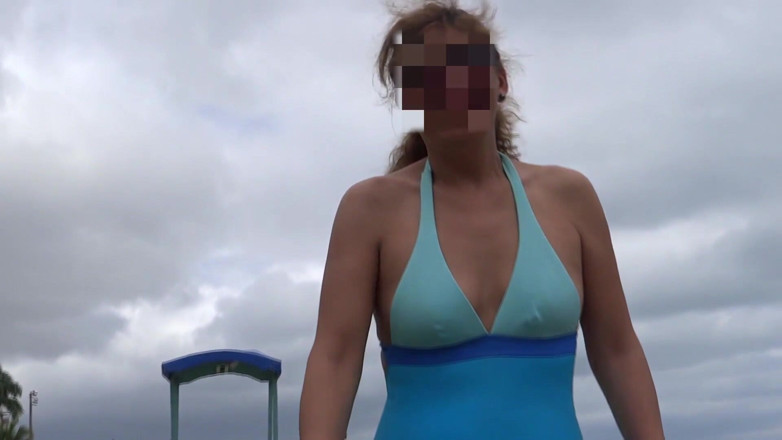 Ardientes69: Pełny film macochy pokazując się w bikini i bieliźnie. Chcesz...