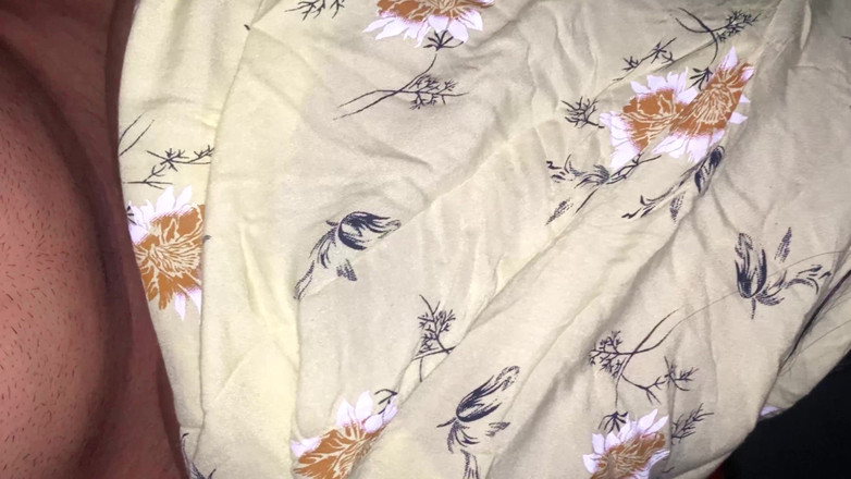 Desifilmy45: Menghabiskan sepanjang malam dengan bhabhi