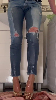Umezirea disperată a blugilor și Highheels