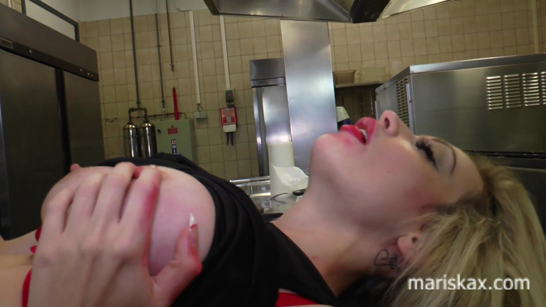 Mariska x: Chessie Kay Fucked Hard in the Kitchen