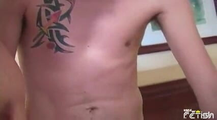 Gay Diaries: Pantat sempit cowok sange ini dientot habis-habisan sama 3 pria di...