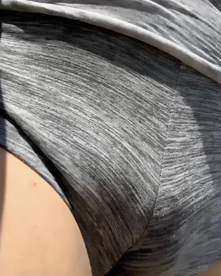 CindieLove: 热辣的屁股短裤在公共场合的金迪爱汇编娘娘腔 cd