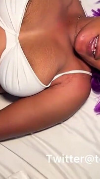 Spread It Wide Open While I Stretch That