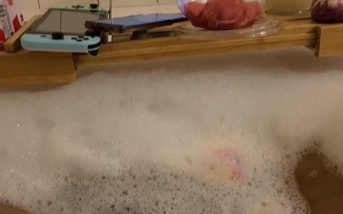 Josie4yourpleasure: 热辣妈妈正在洗澡