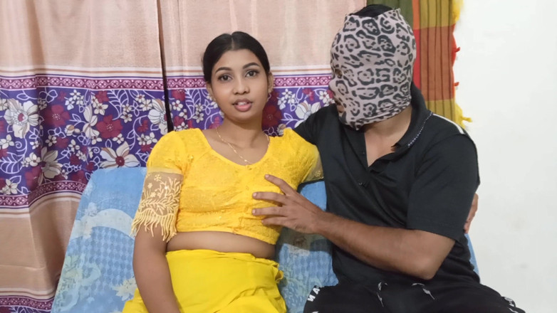 Bd fuking: Indisk bengalisk styvmamma delade enkelsäng och gjorde styvson lycklig Full...