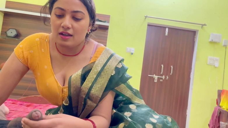 Hotty_ragini: I’m Fucking Hard My Step Stepmother, Stepmom Miss My Stepdad...