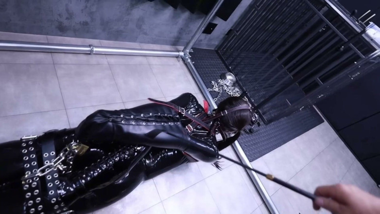 Aisan girl bondage: Latex and the Girlfriend Bound to the Limit, Nose Hook,...