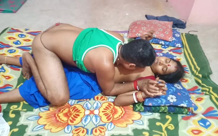 Sumitra-bhabi: Anh rể của tôi đụ tôi khỏa thân, tôi rất thích...