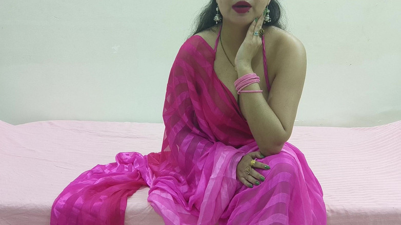 Saarabhabhi6: Bhabhi desi pepek ketat dalam saree dikongkek keras oleh adik...