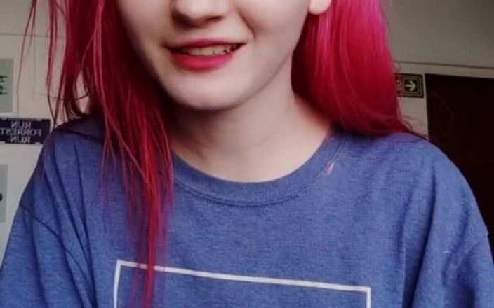 Emma Fiore: Latina Teen vám ukazuje svou nadrženou stranu (joi) - Emma Fiore