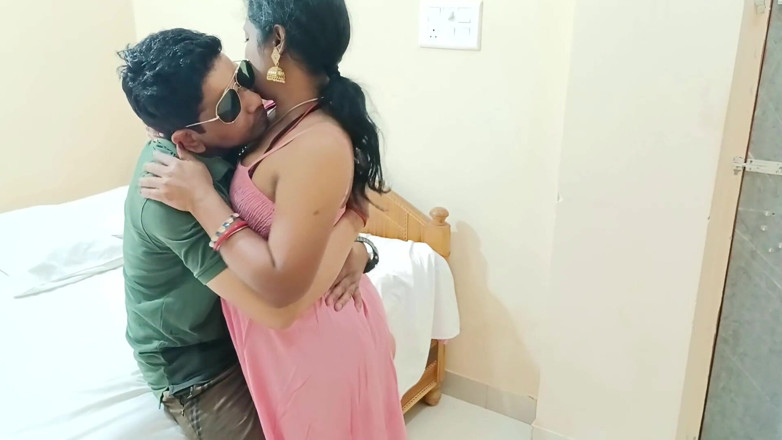 Popmini: Indian Desi Village Model Hot Blowjob and Fucking Hard with...
