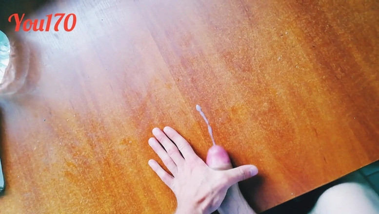 You 170: Stříkání na mém stole