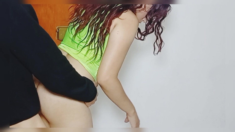 Mili069: I Sneak Into His Room