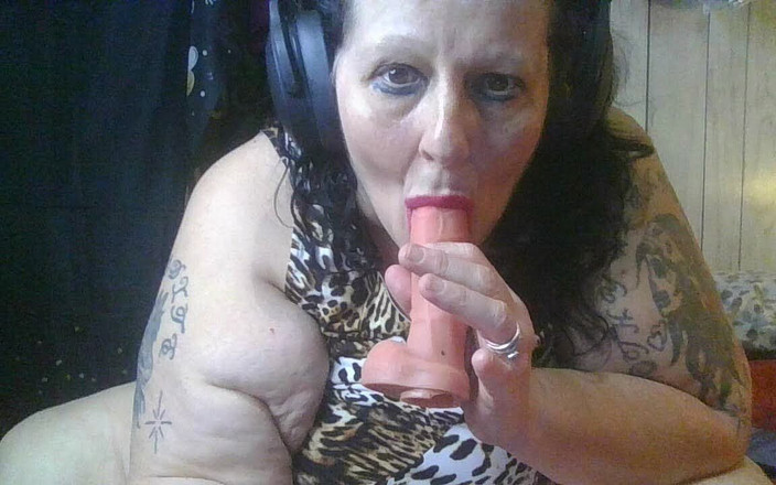 HerculesnVENUS: Pervertida puta follando más más