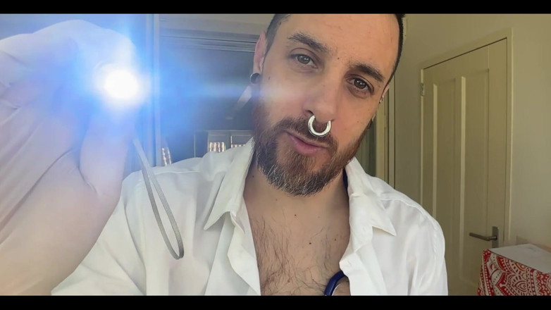 Maxx Obsidian: Asmr - ongepast doktersexamen