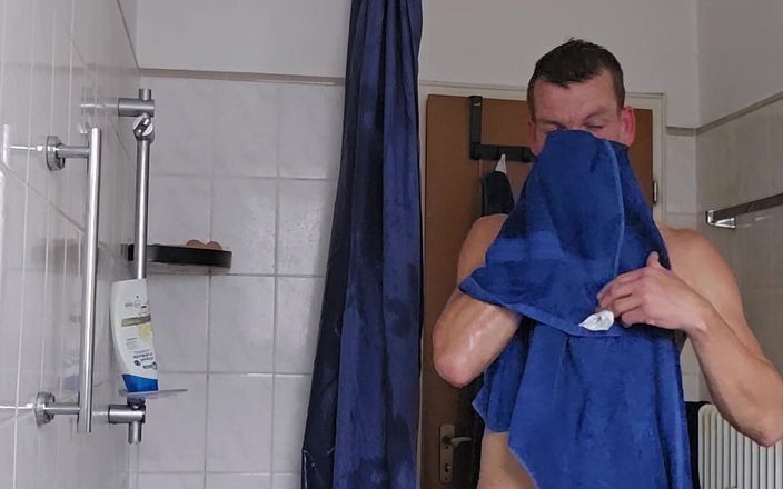 Chris_snoopy_91: 下班后洗澡并宣布惊喜 第1部分