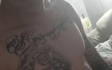 Hard big Tatooed cokk!: Moje první sólo masturbace