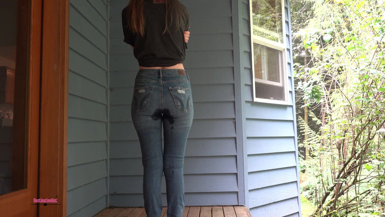 Destination Kat: Pissen in jeans