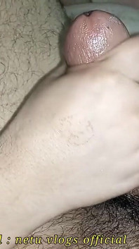 Desi Netu mi fa una sega prima, poi la scopo nel culo a Pecorina
