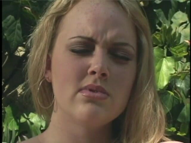 Solo Sensations: Fair-haired beauty Amber Peach fills her twat with fingers and...