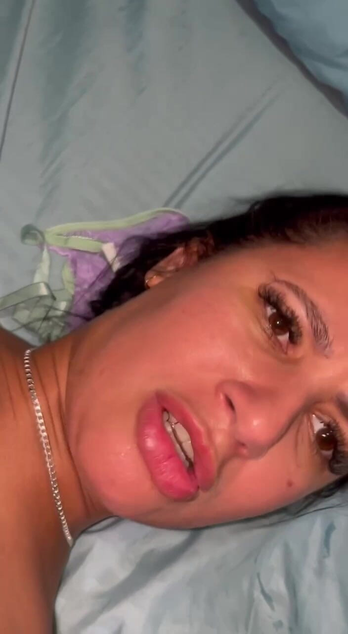 Barbara Fartura: Svart kille knullar två stygga vita tjejer utan hår