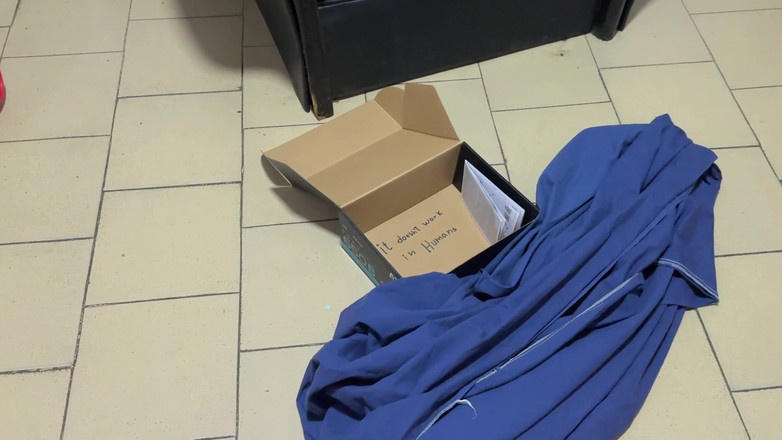 SugarPose: ジャスミンの最初の魔法の行為